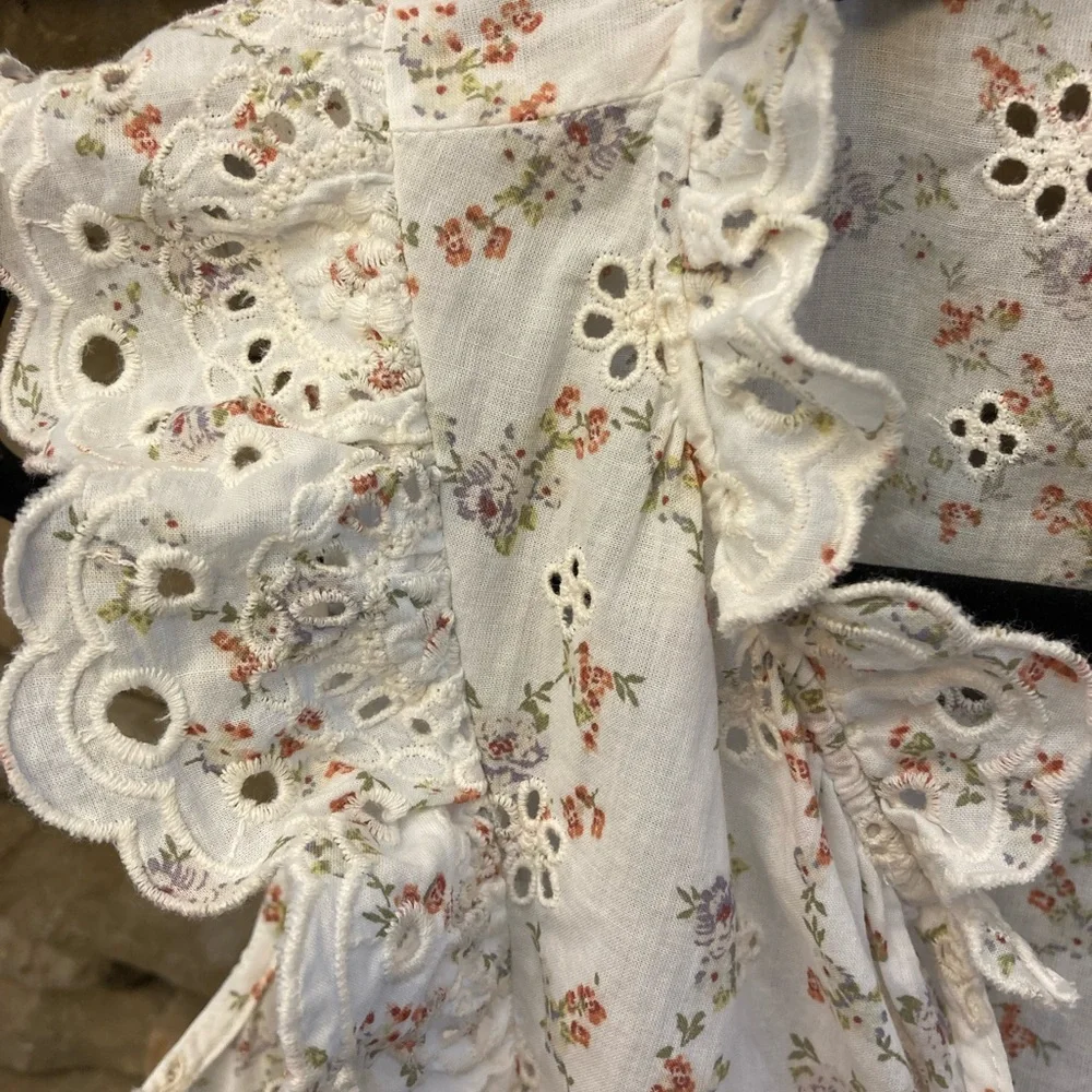 LOFT Cream Floral Ruffle Blouse - Picture 4 of 7